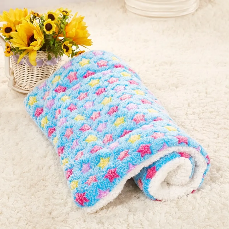 Comfortable Cute Cat Blankets Dog Pet Mat Fine Texture Easy to Wash
